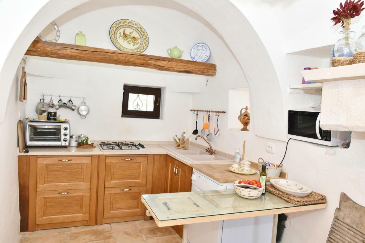 Trullo Cime Bianche Villa Cisternino Bagian luar foto